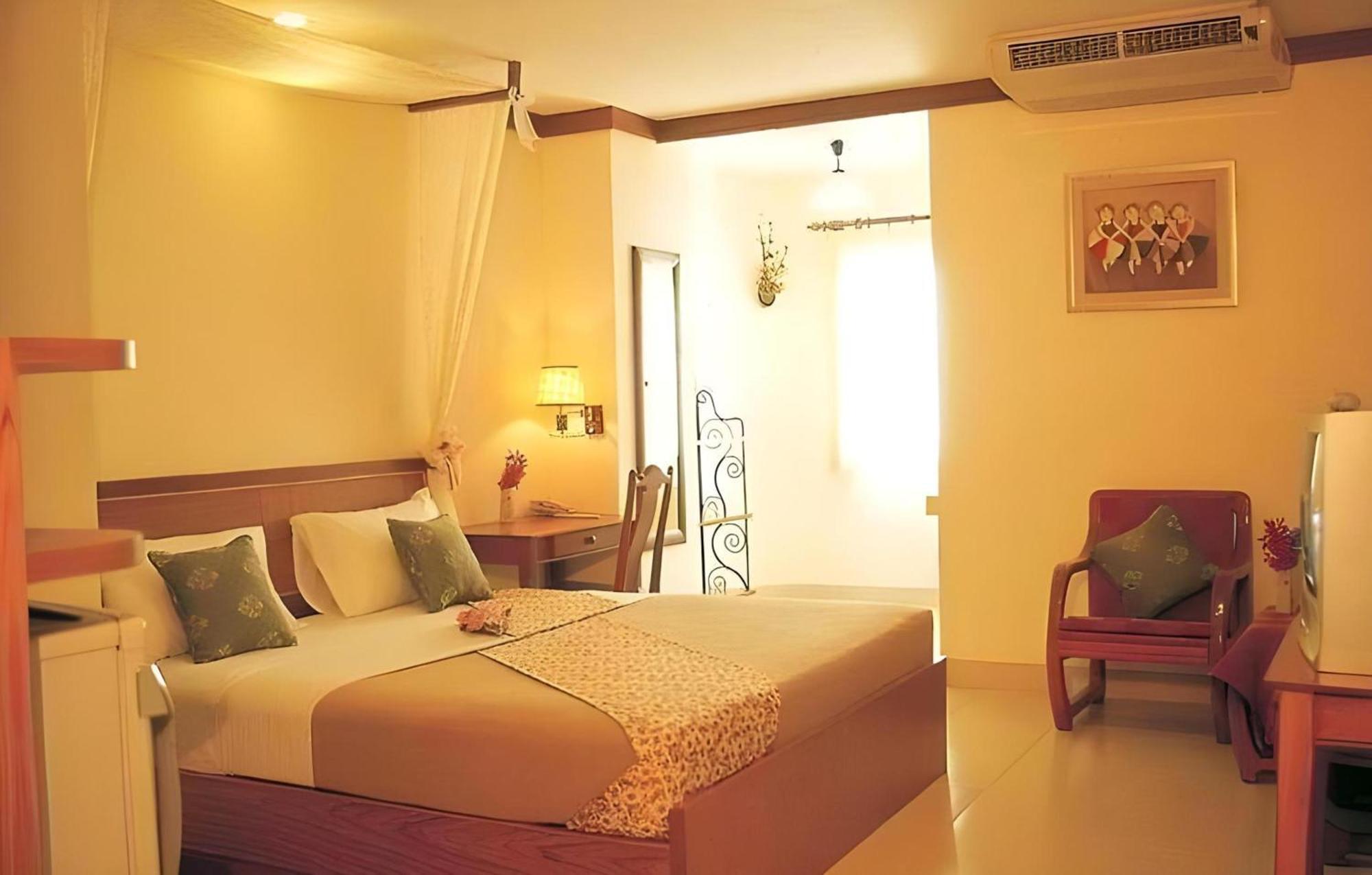 Collection O Howard Square Boutique Hotel Bangkok Exterior foto
